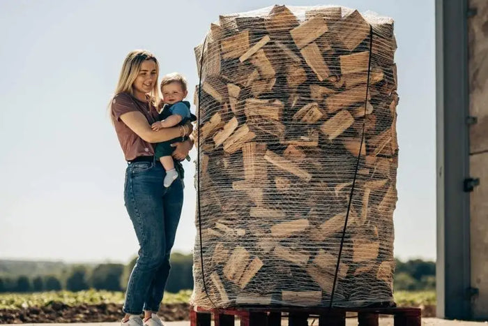 Free firewood delivery throughout Dundee, Angus and surrounding DD postcode areas including Dundee, Arbroath, Forfar & Montrose
